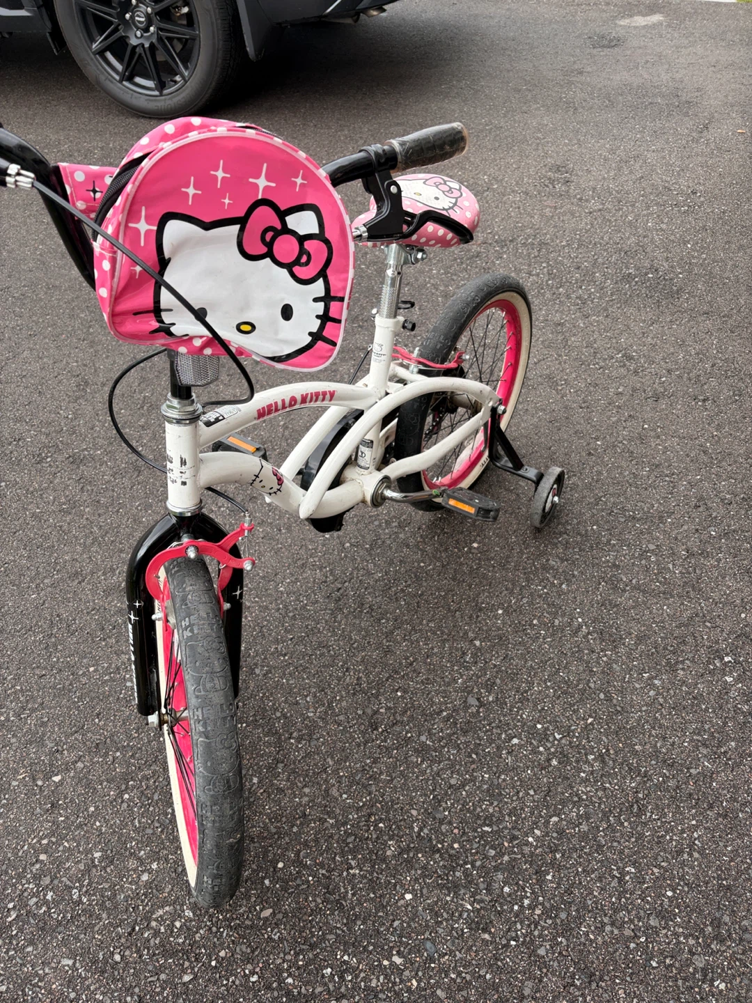Hello Kitty Kids Bike