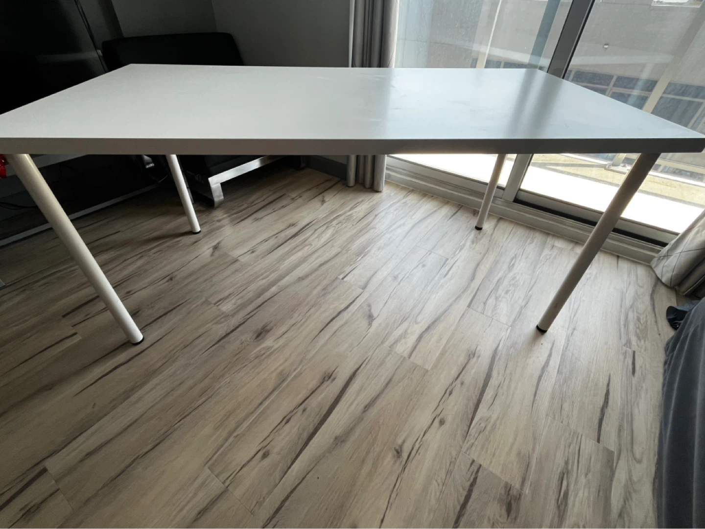 White Dining Table - photo 2