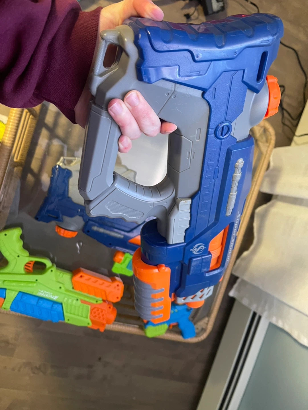 Super Soaker and Adventure Force Water Guns - photo 2