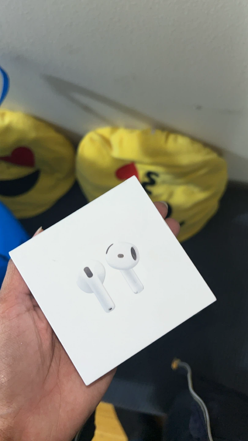 Apple AirPods (3rd generation)