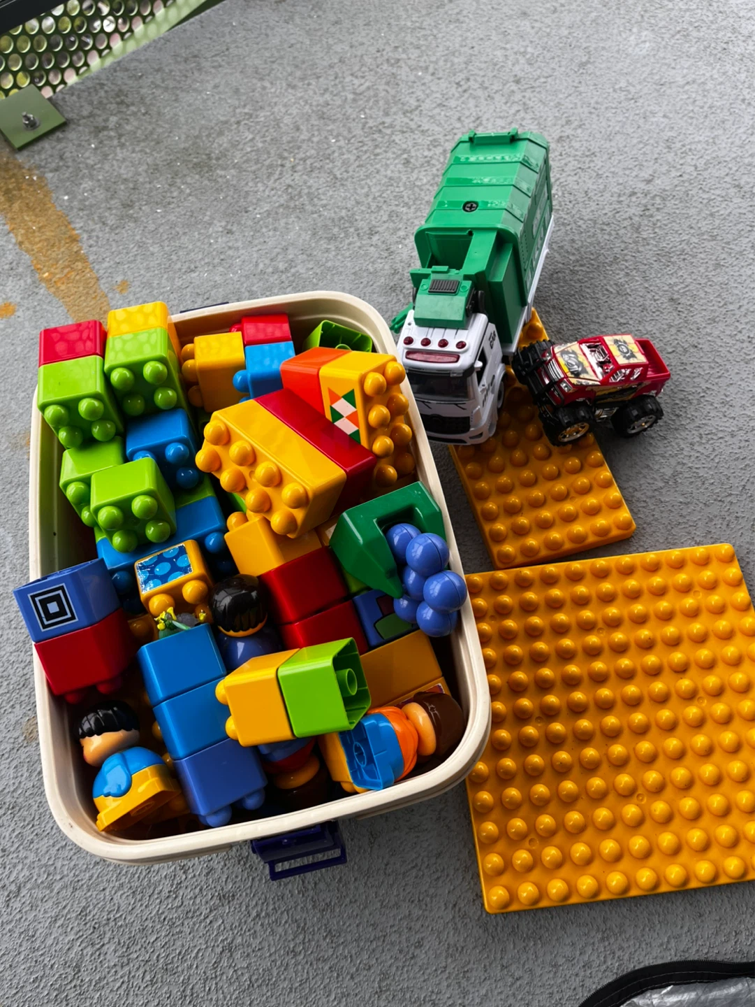Assorted Building Blocks Toy