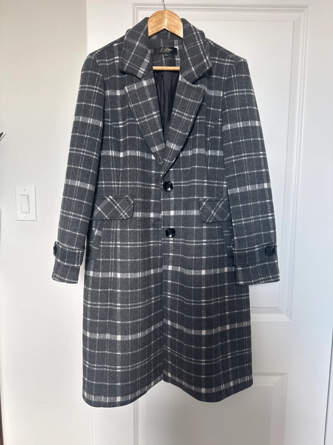 Plaid Wool Blend Coat - Grey & White