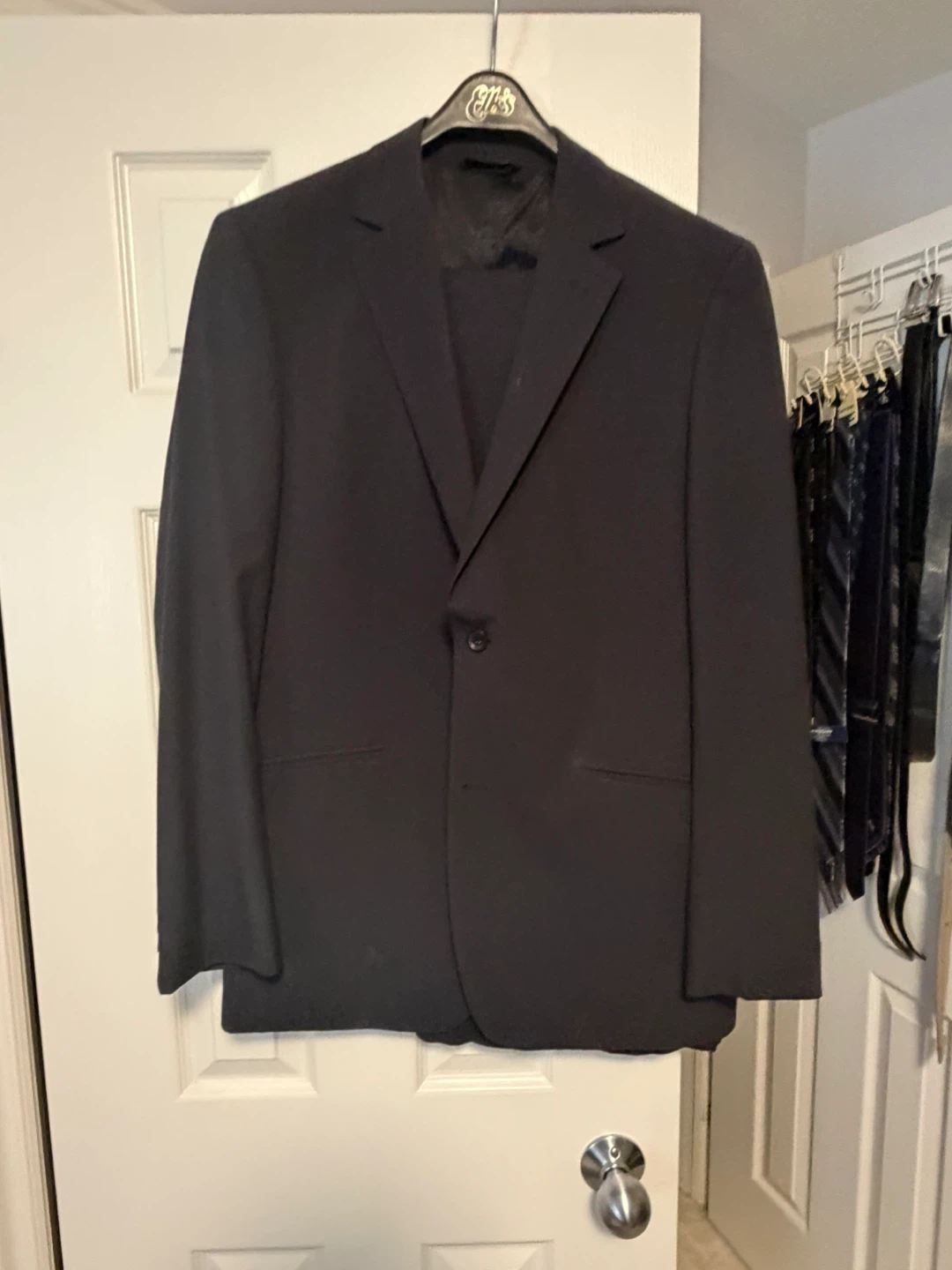 4 Men's Suits  &  1 Sport Jacket