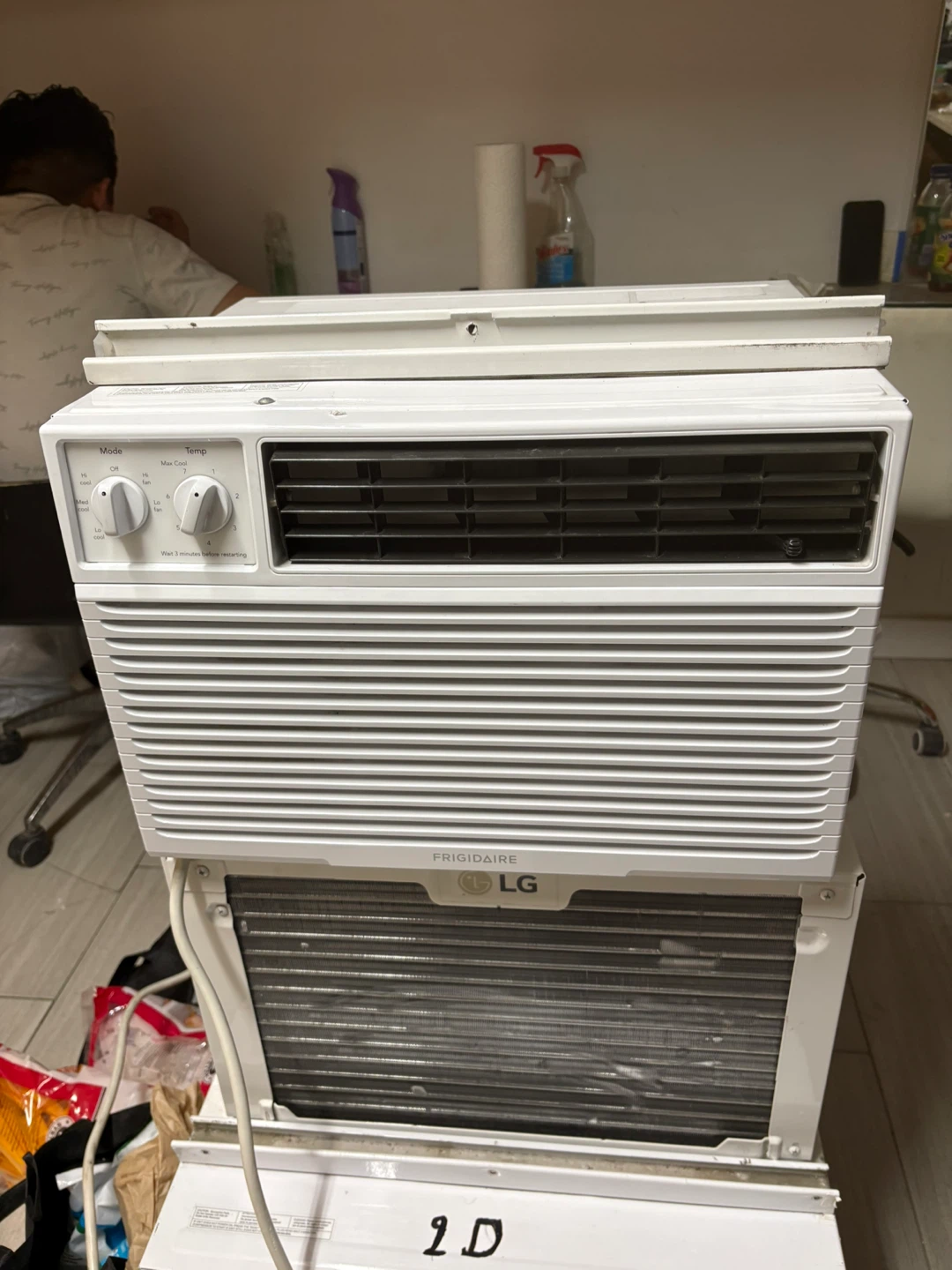 Electrolux Window Air Conditioner FFRA081ZA1 - photo 2