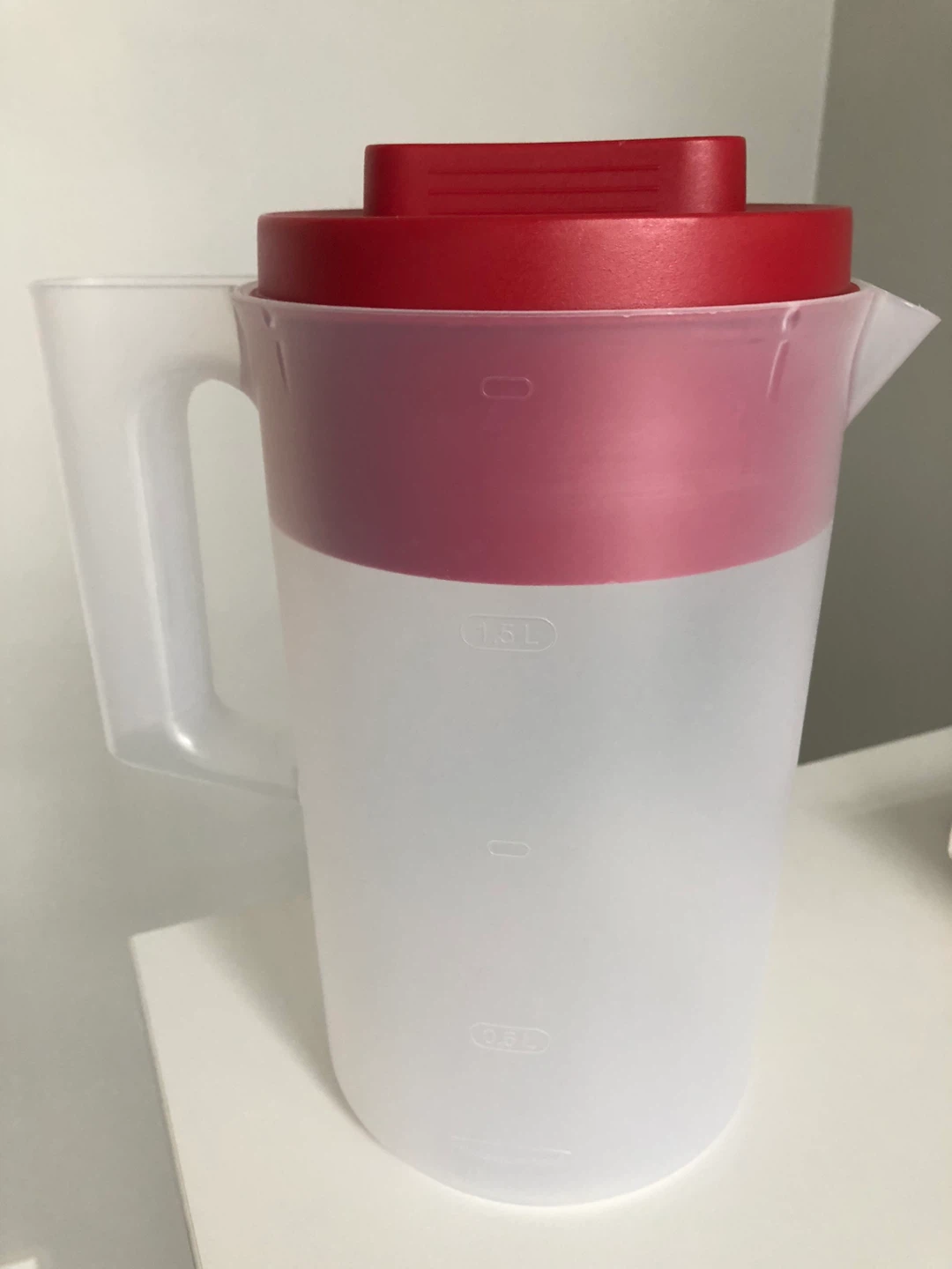 Rubbermaid 2L Pitcher