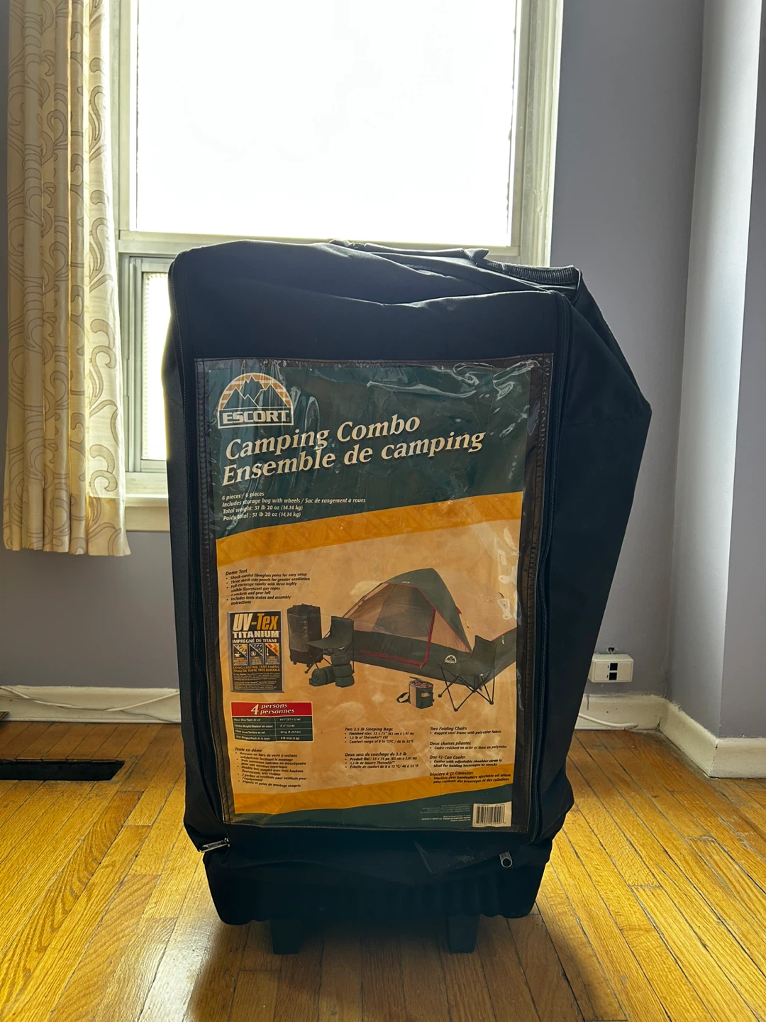 4-Person Camping Set – Tent, Chairs, Sleeping Bag & Cooler