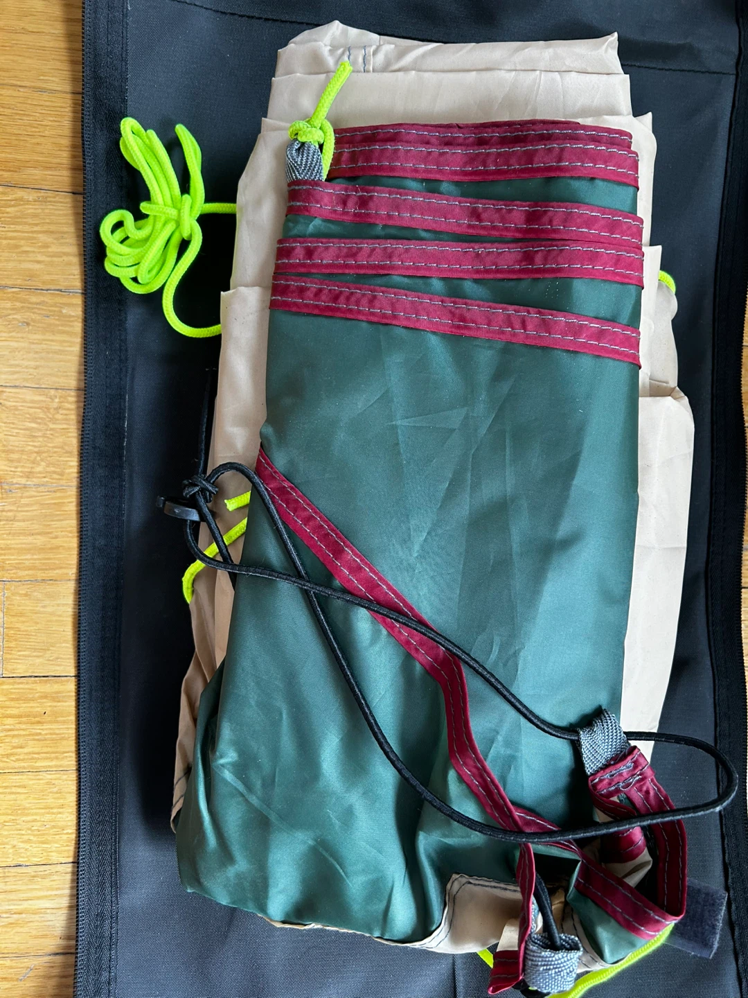 4-Person Camping Set – Tent, Chairs, Sleeping Bag & Cooler - photo 3