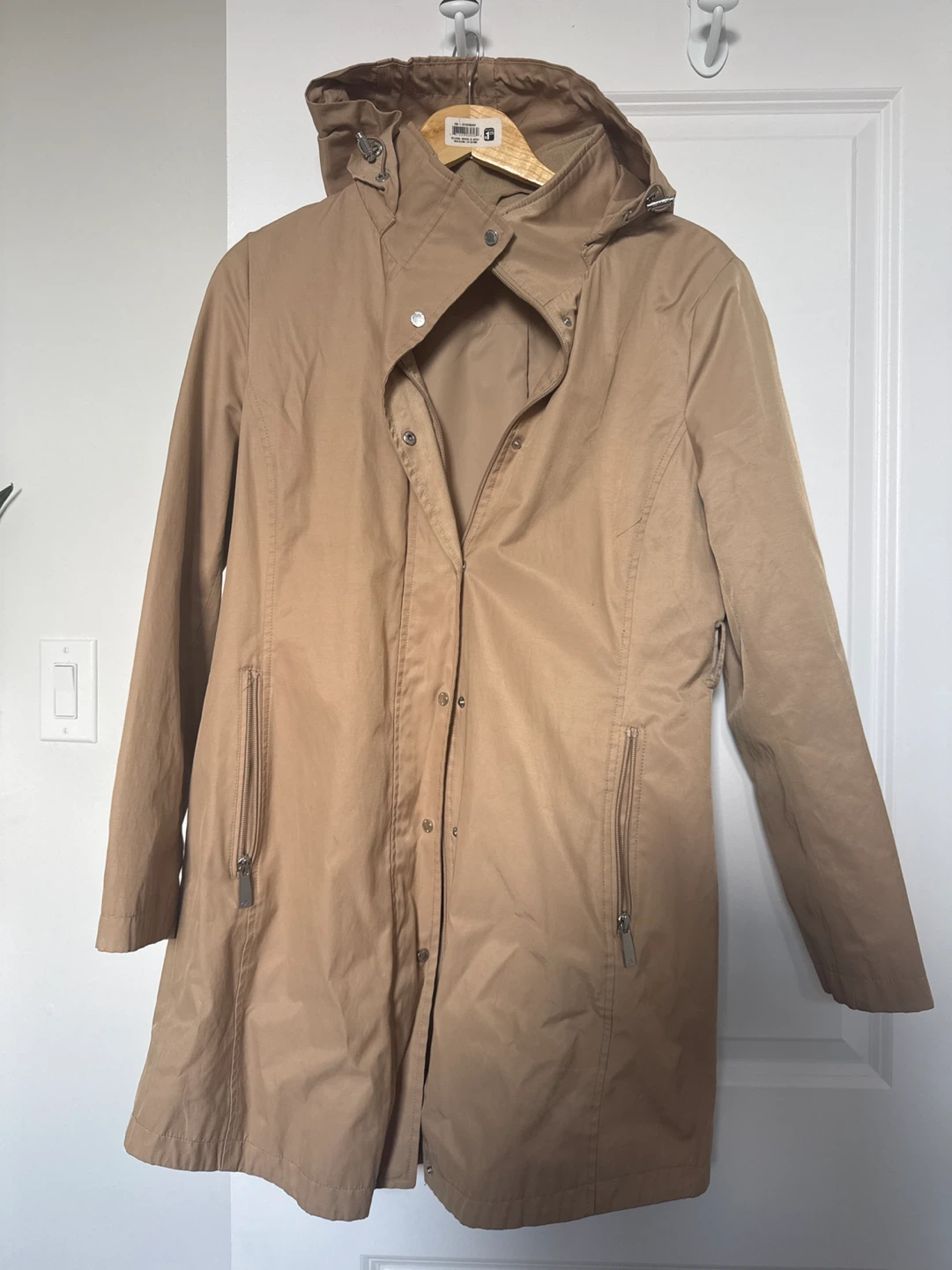 Calvin Klein Women's Tan Hooded Rain Jacket - Medium