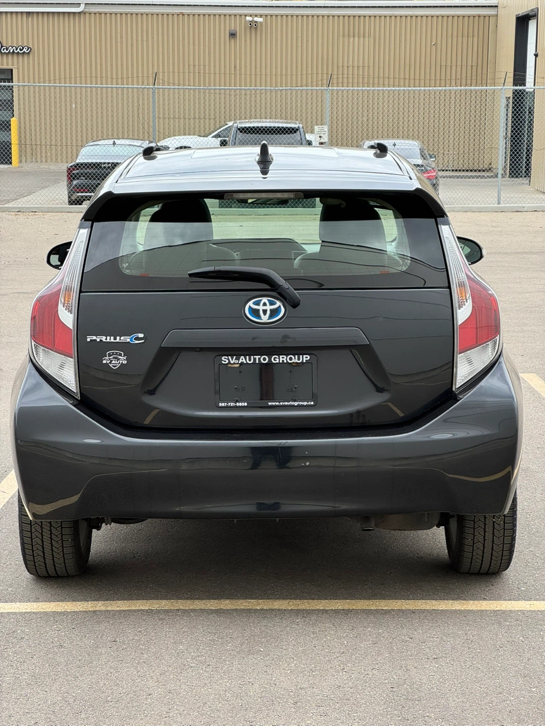 2016 Toyota Prius C | Pre-Certified Hybrid | Fuel Saver - photo 3