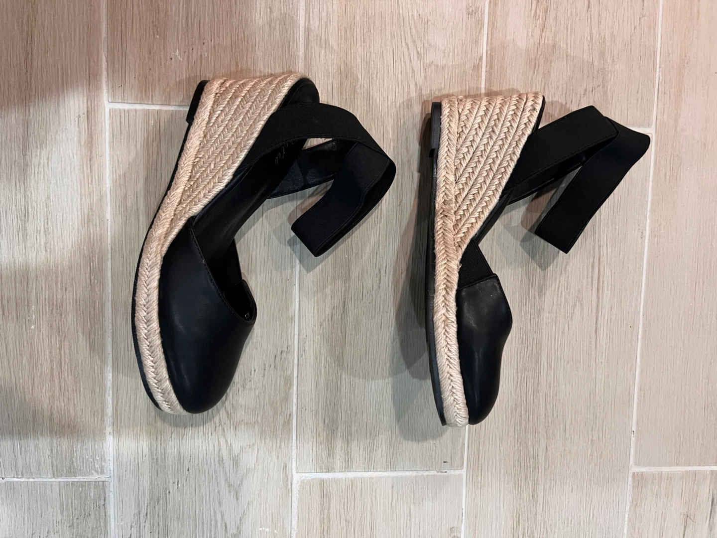 NEW Size 8.5 Putu Black Espadrille Wedge Sandals