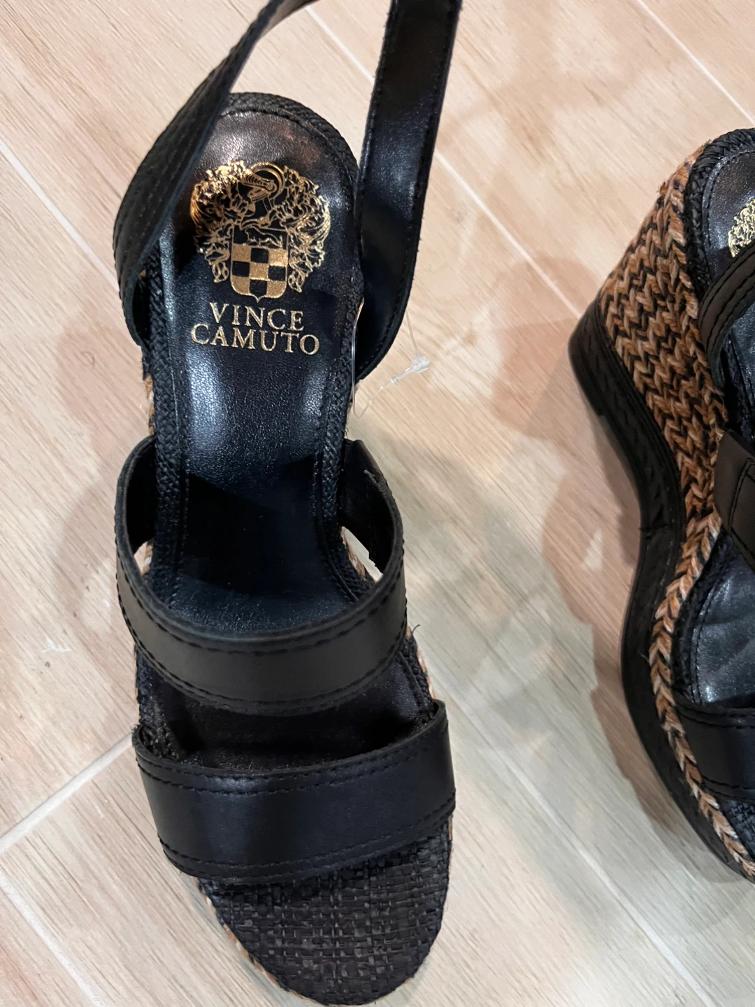 NEW Size 38 Vince Camuto Black Wedge Sandals - photo 4