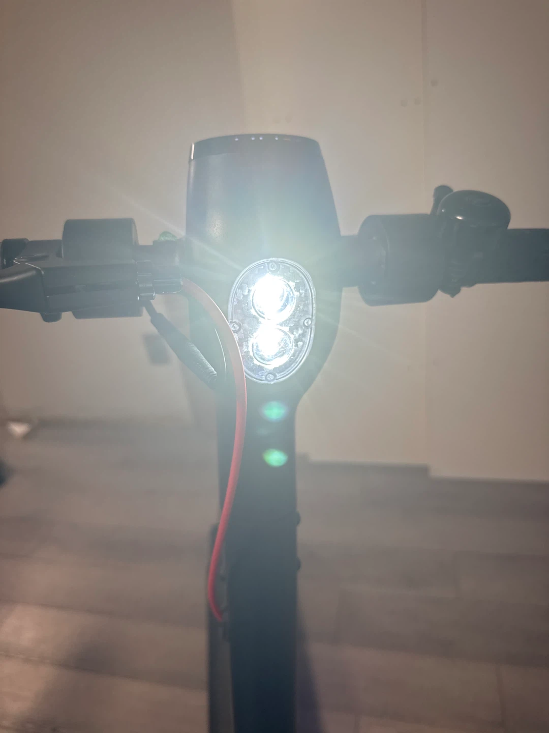 iZIP Electric Scooter - photo 3