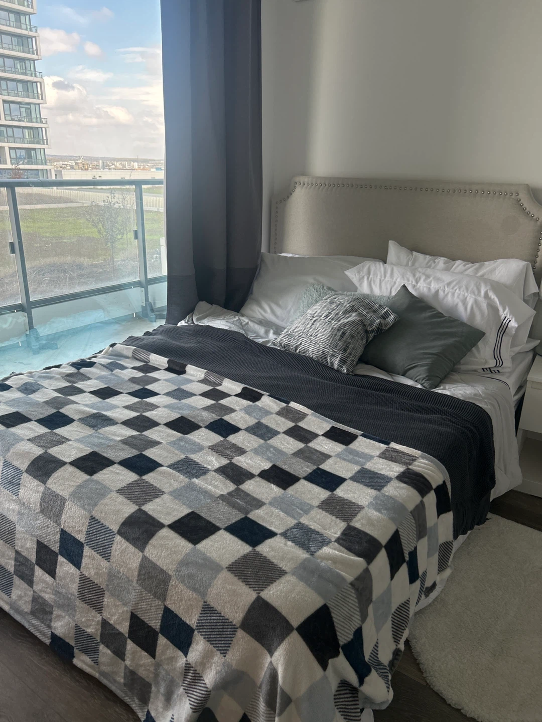 ❗️❗️MUST GO❗️❗️Beige  Bed Frame + Mattress - photo 2