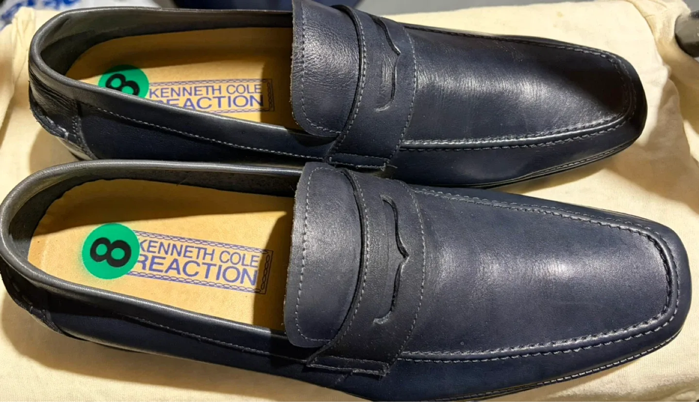 Kenneth Cole Reaction Navy Leather Loafers Size 8