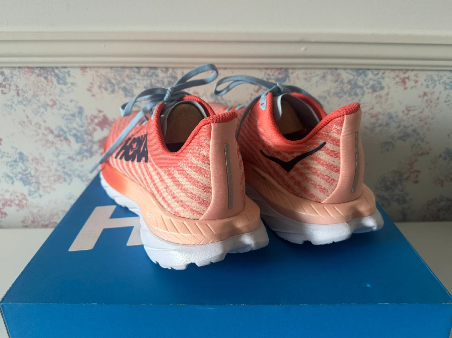Hoka W Mach 5 Running Shoes - Size 9B - photo 5
