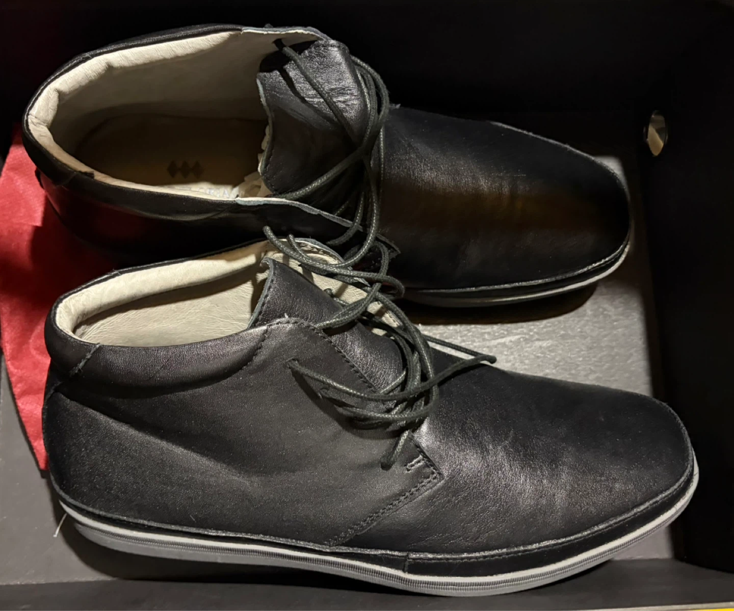 Black Leather Lace-Up Chukka Boots