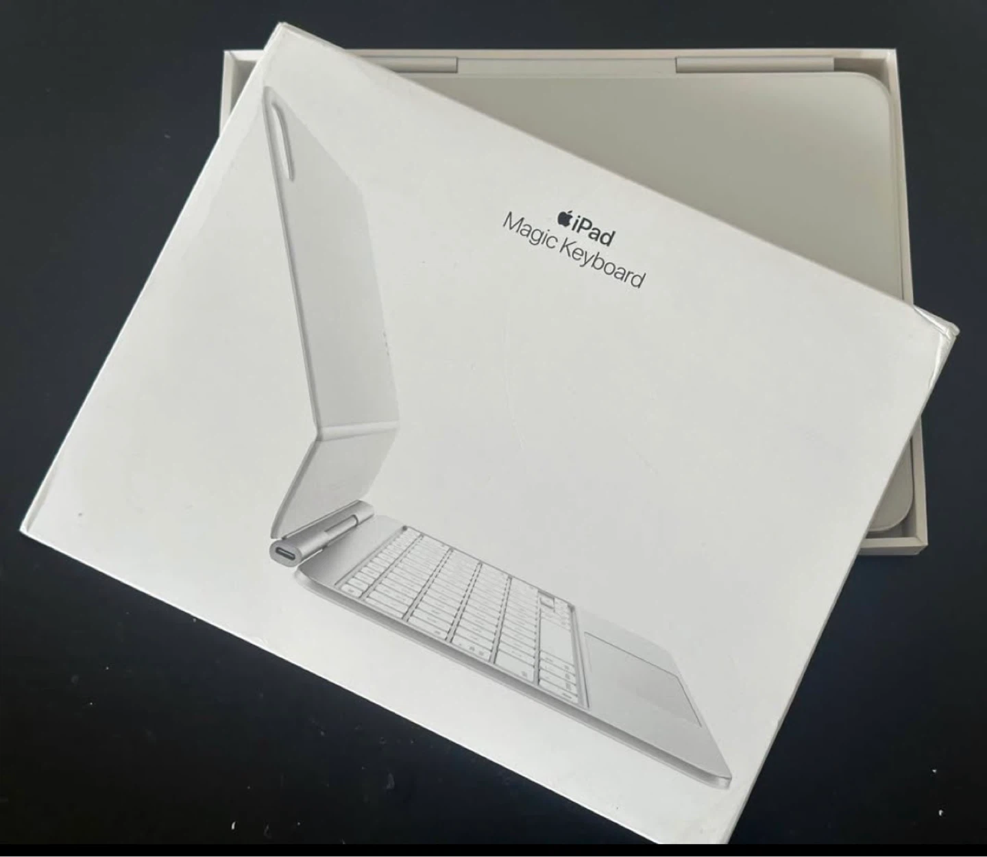 Apple iPad Magic Keyboard for 11-inch iPad Pro (M3/4)