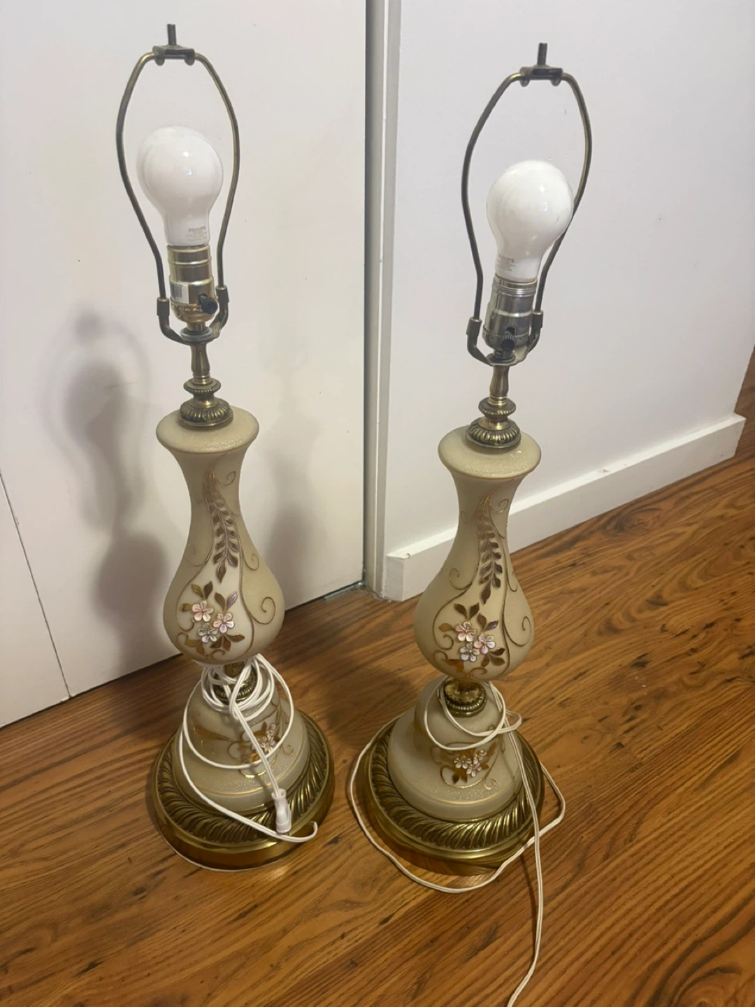 Pair of Vintage Table Lamps - photo 2