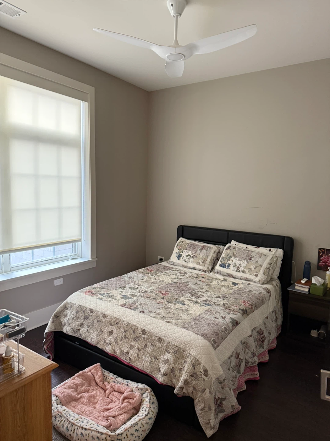 Queen bed and mattress - photo 2