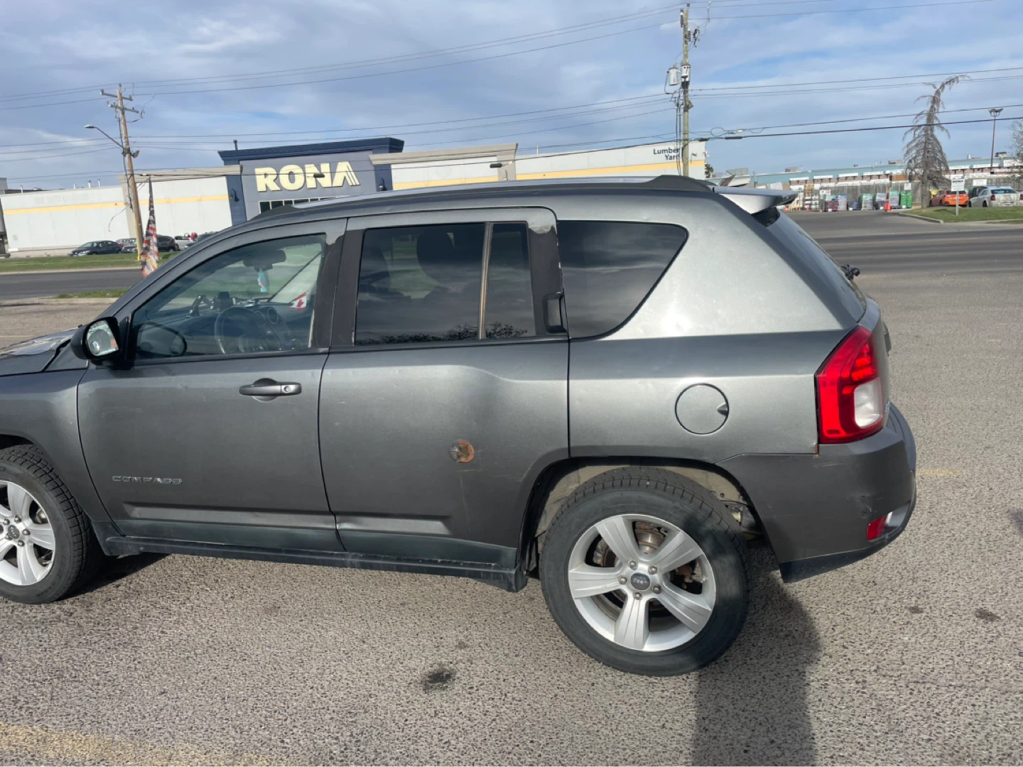 Jeep Compass SUV - photo 3