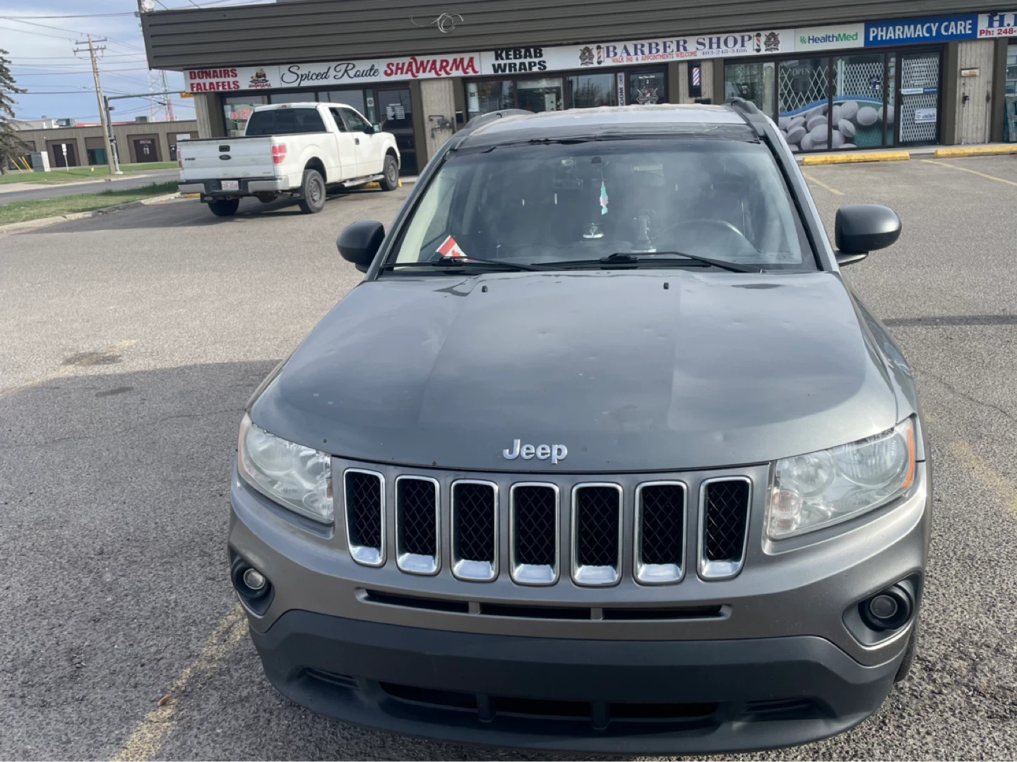 Jeep Compass SUV - photo 2