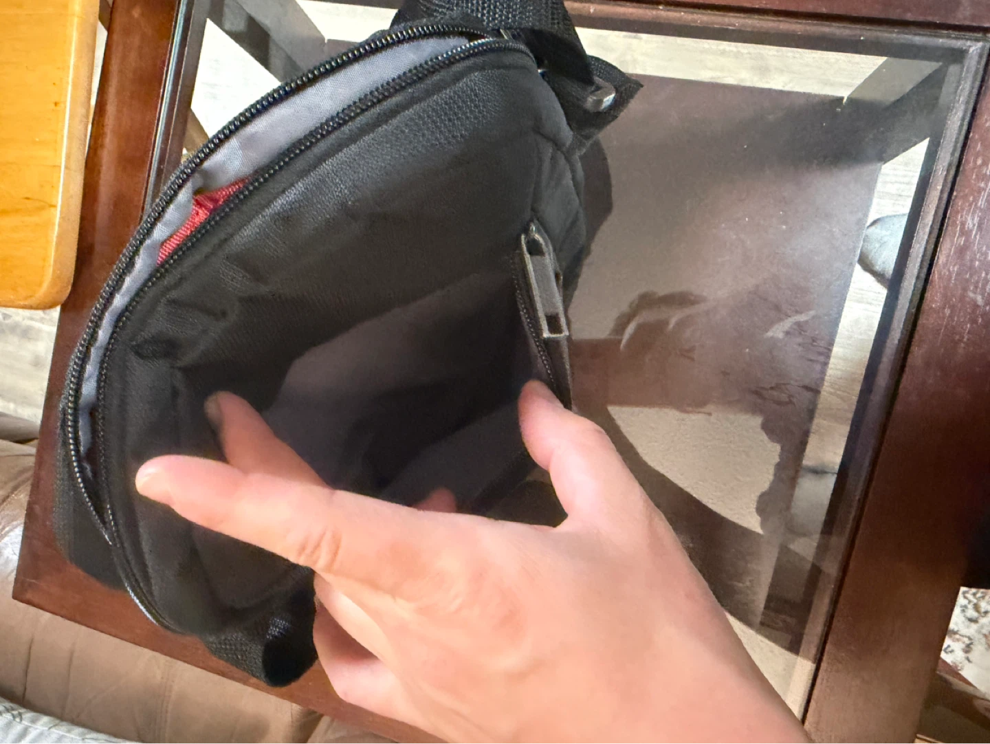 American Tourister Black Shoulder Bag - photo 3