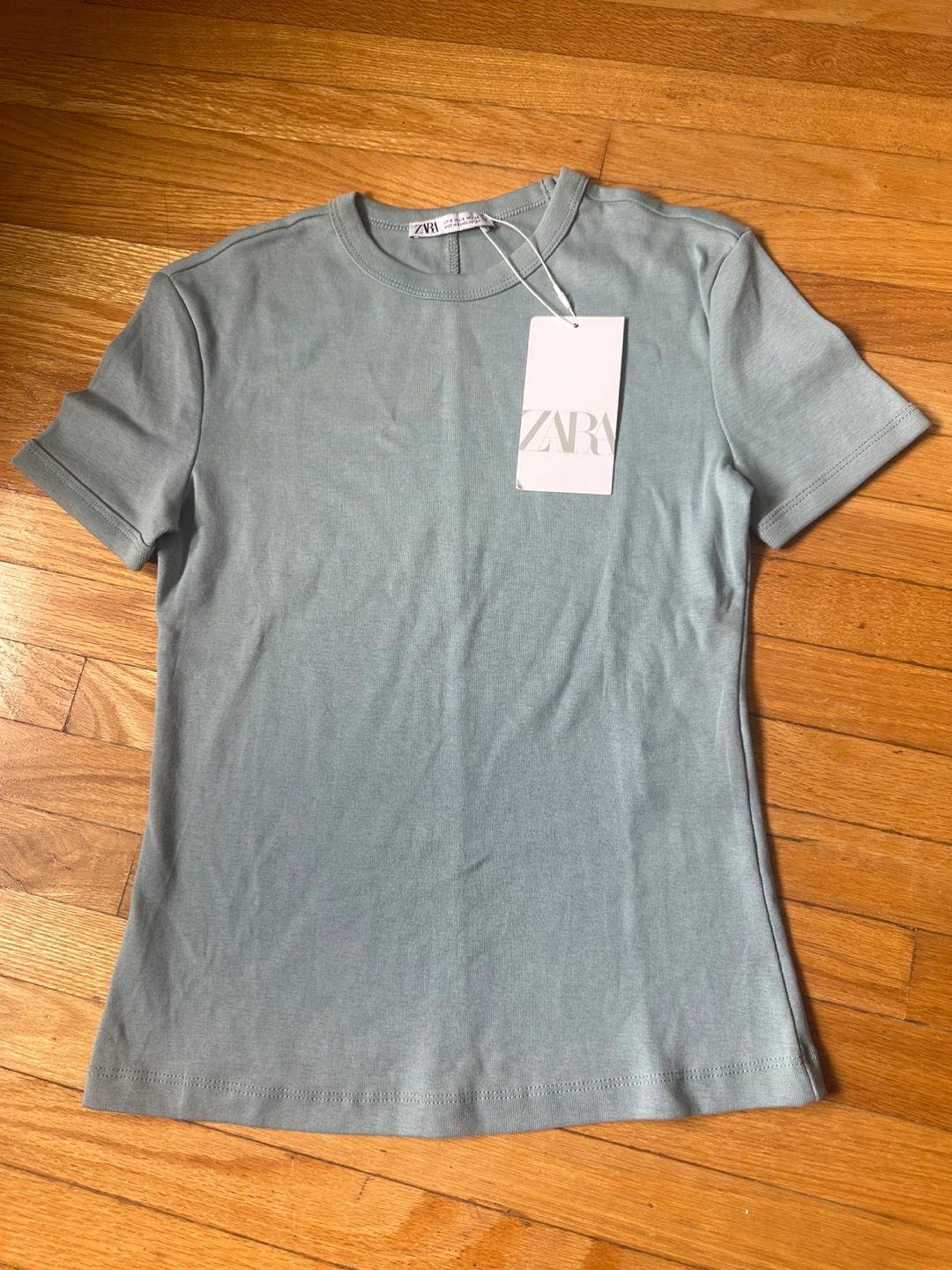 ZARA T-Shirt - Size Small