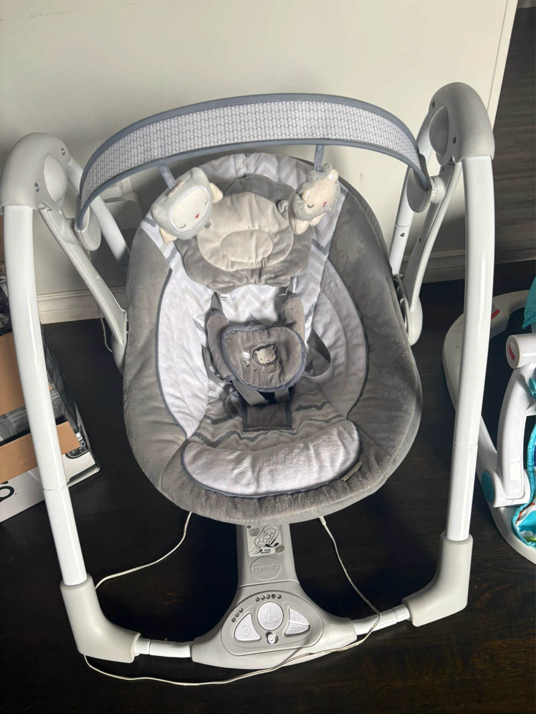 Baby Brezza One Step Sterilizer 1 chair and 1 swim