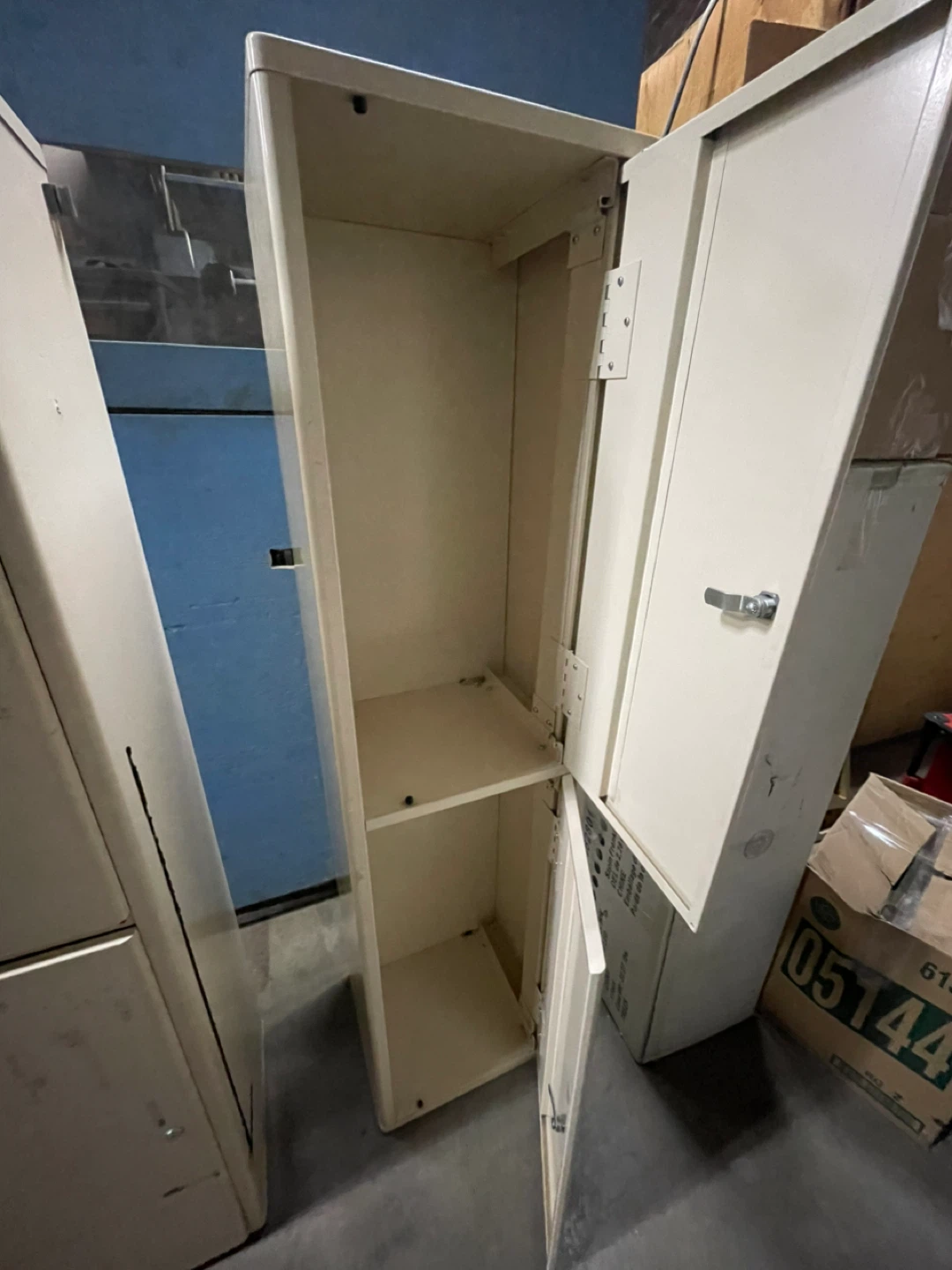 Cream Metal Locker - photo 5