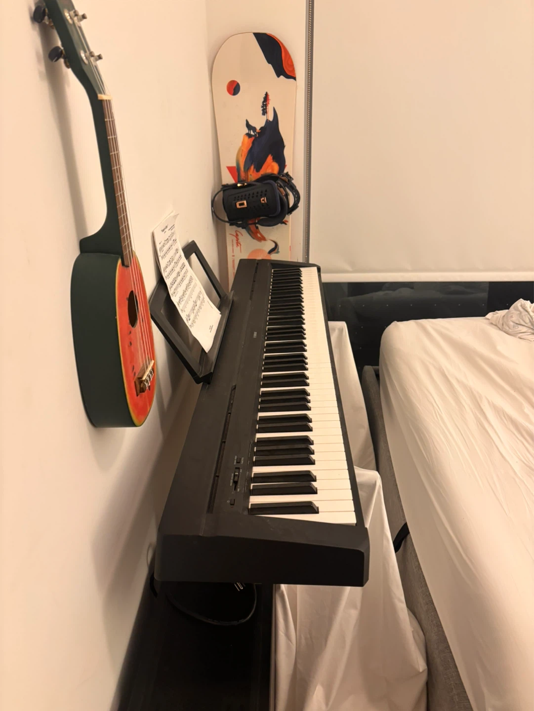 Yamaha Digital Piano – 88 Weighted Keys – Excellent Condition - photo 2
