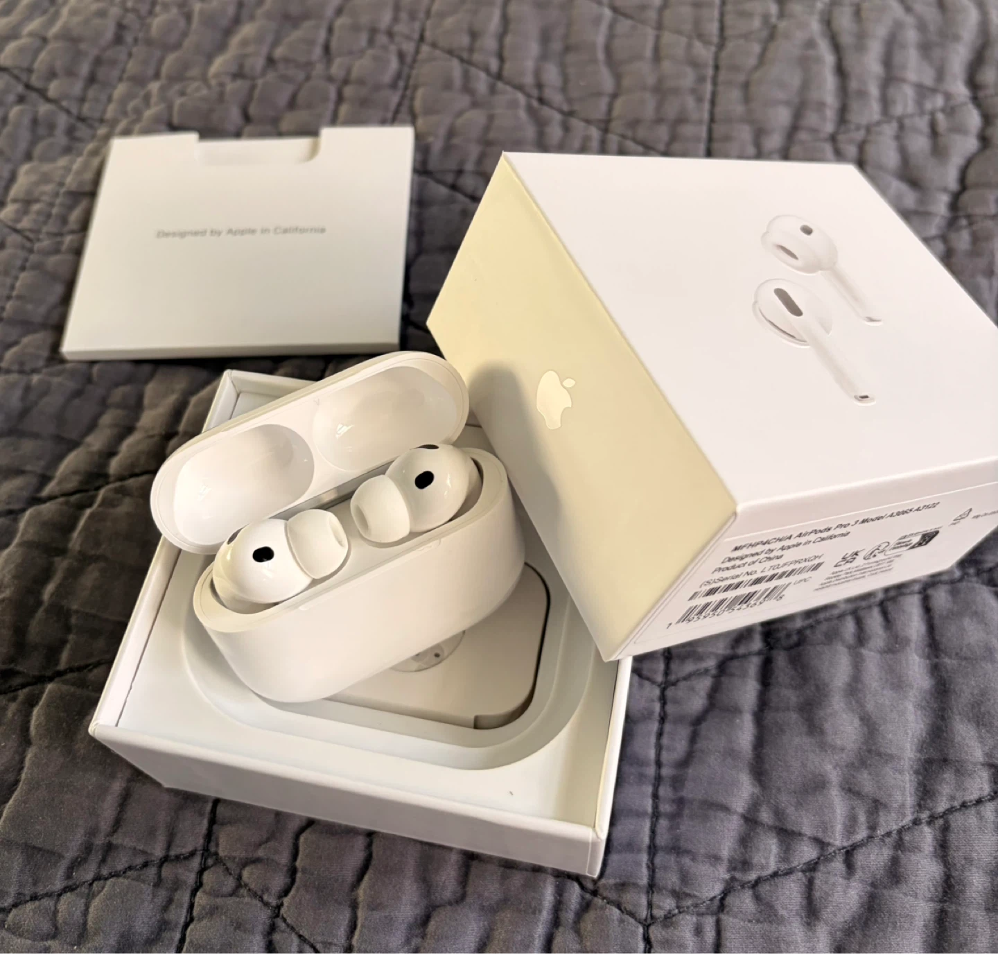 Apple AirPods Pro (2nd Generation) - photo 3