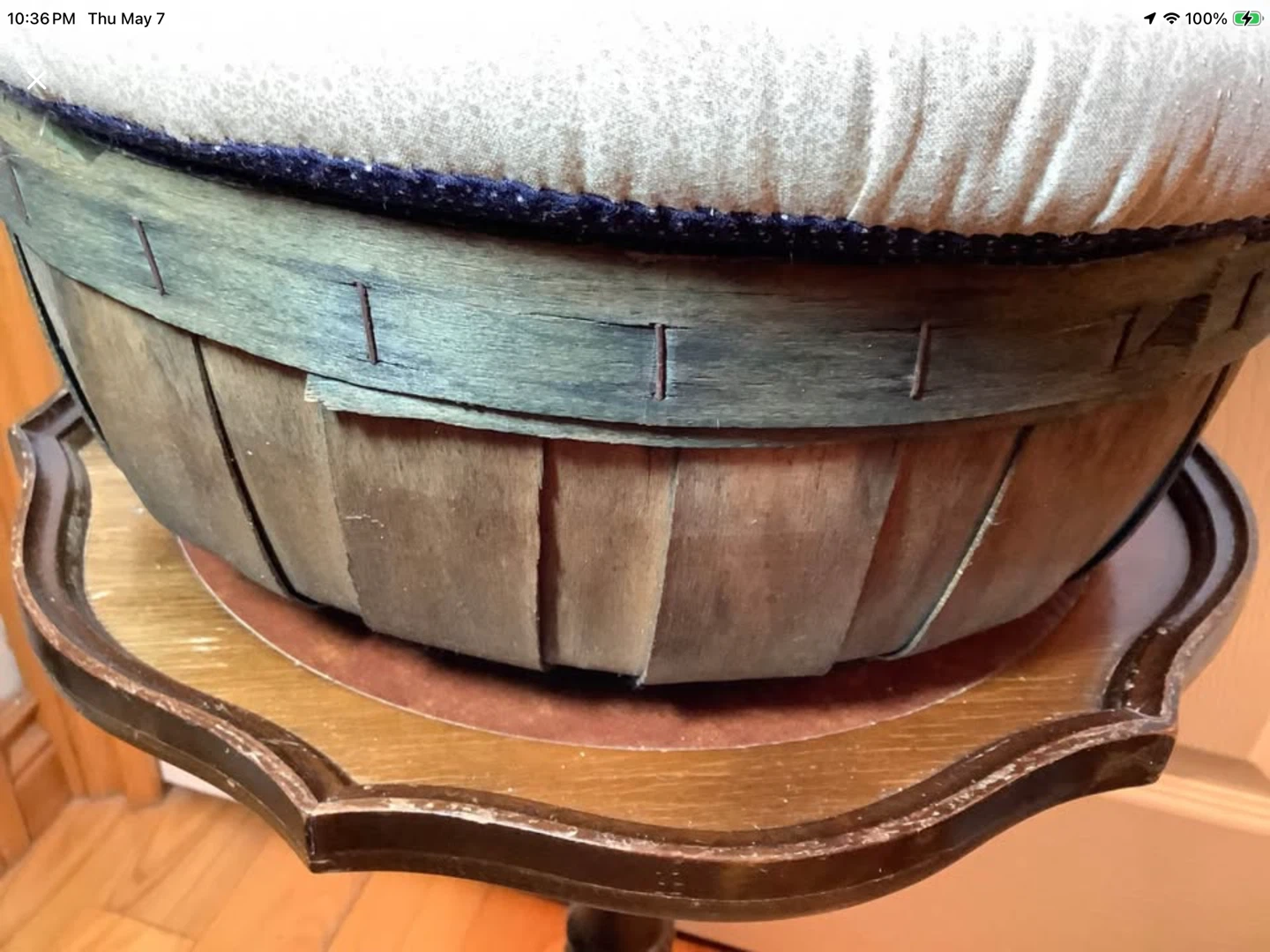 Vintage Quilted Lined Wood Slat Sewing/Storage Basket 🐞 - photo 4