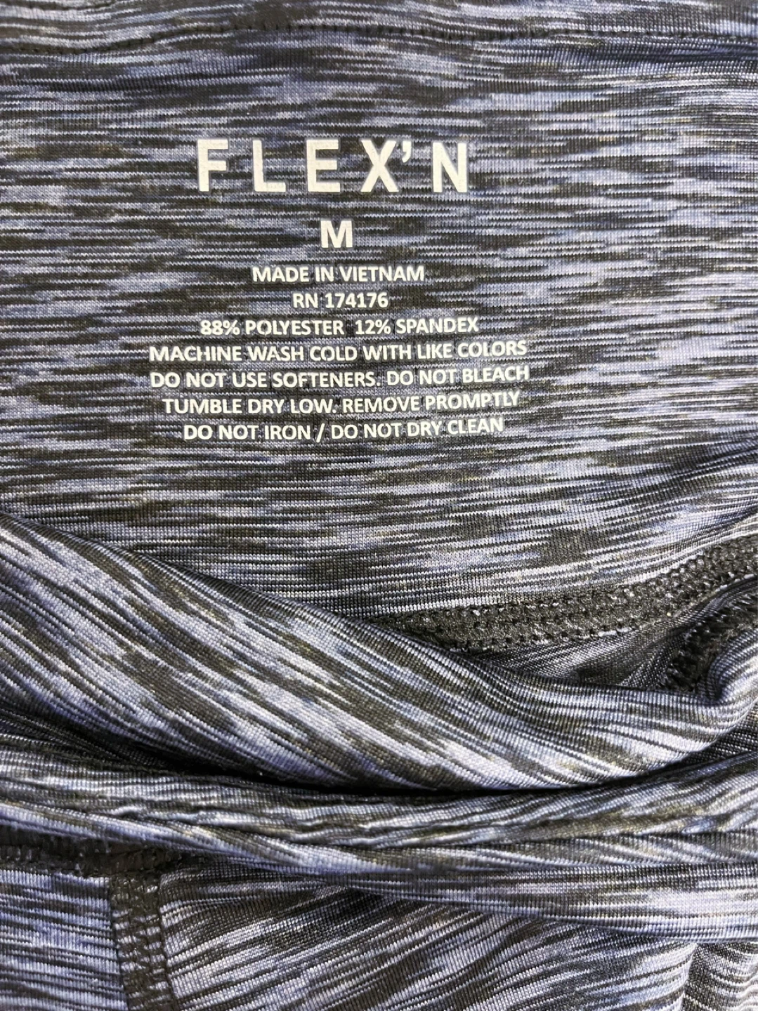 Bundle of 2 Women's Shorts (Flex'n & Shein) - Size M - photo 2