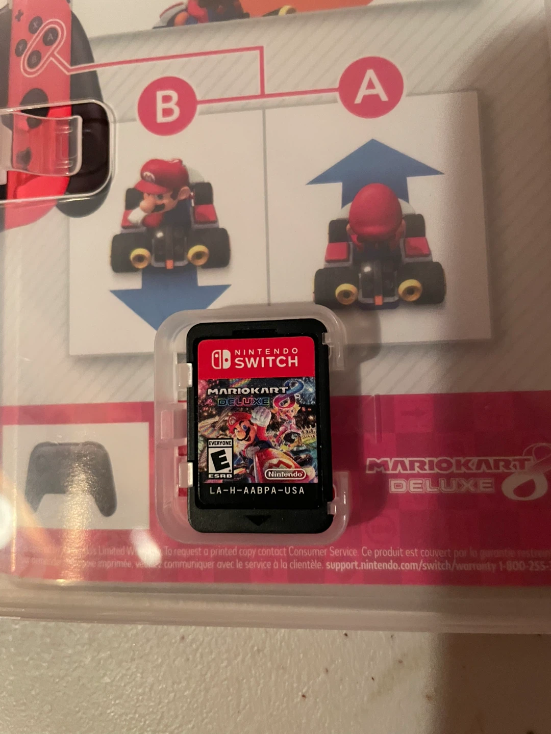 Nintendo Switch Mario Kart 8 Deluxe Game - photo 2