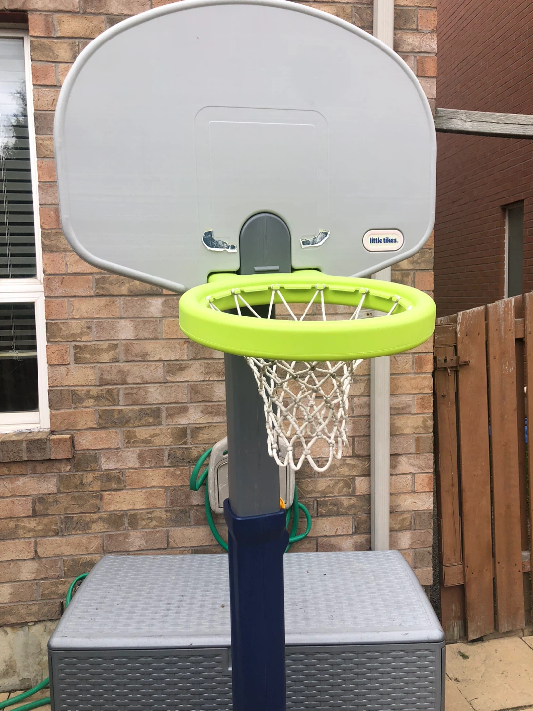 Little Tikes Adjustable Basketball Hoop - photo 2