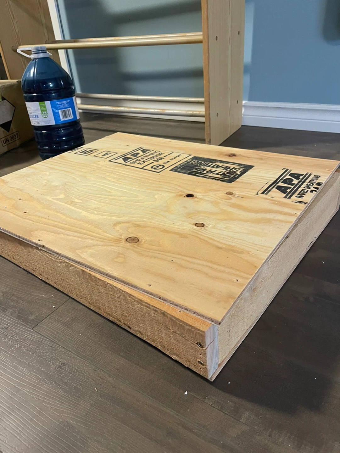 Wooden box for glass, size 50x40