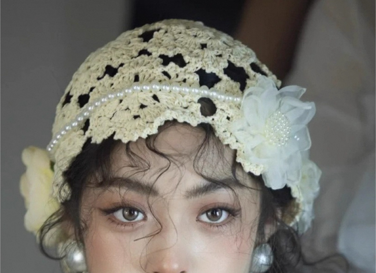 Beige Crochet Beanie with Pearls and Flowers