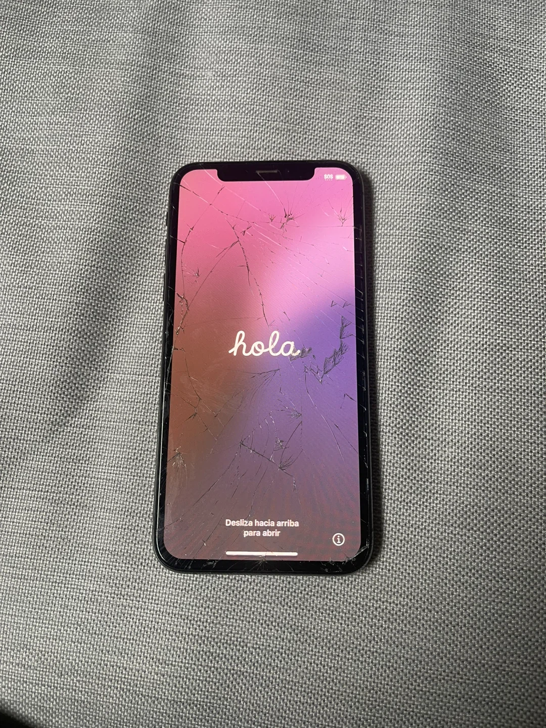 Apple iPhone XR- Cracked Screen