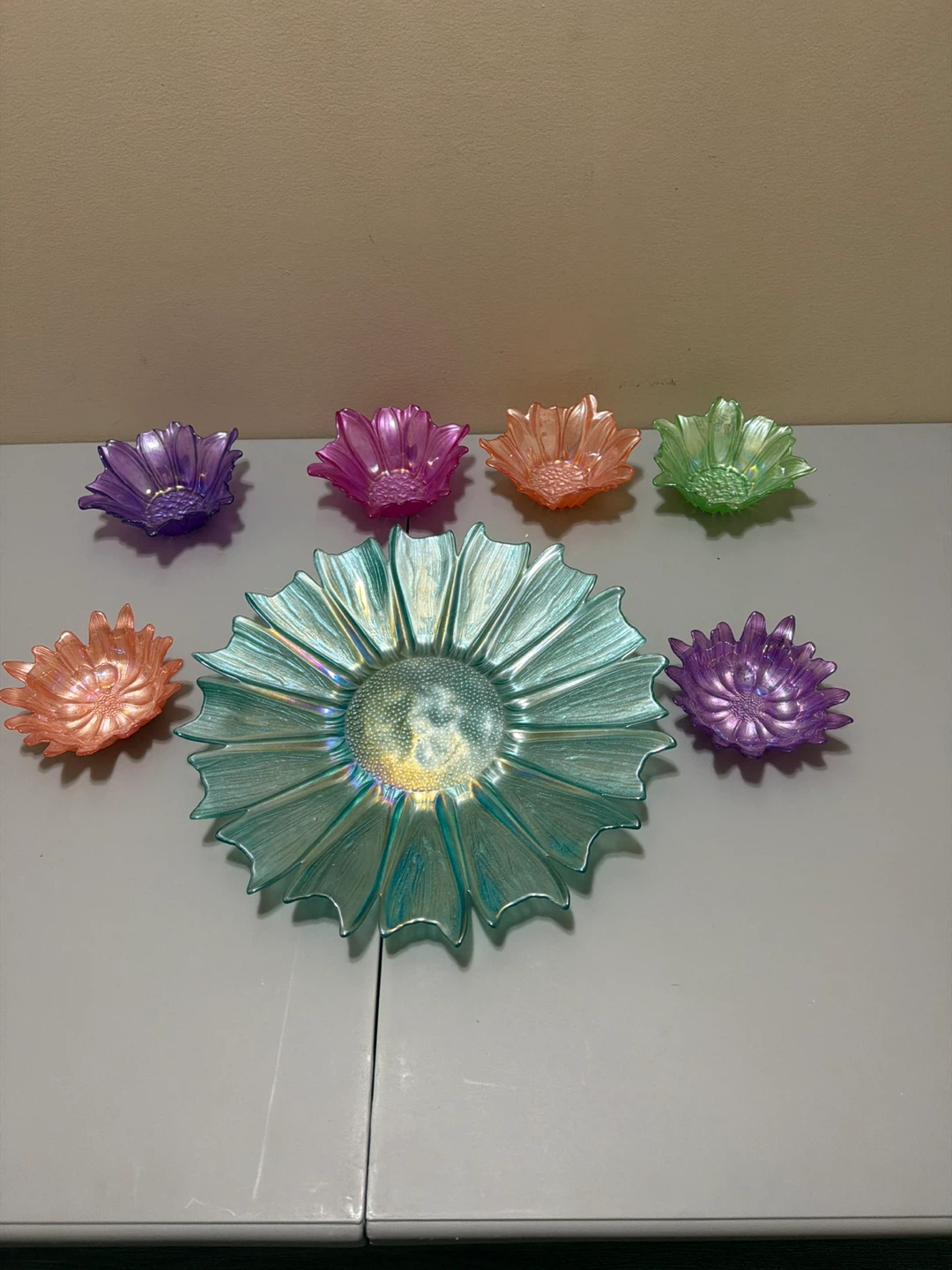 Glass Daisy Bowl Set