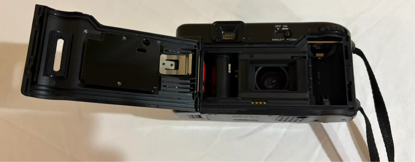 Olympus Zoom 35-70mm Lens Point and Shoot Camera - photo 4