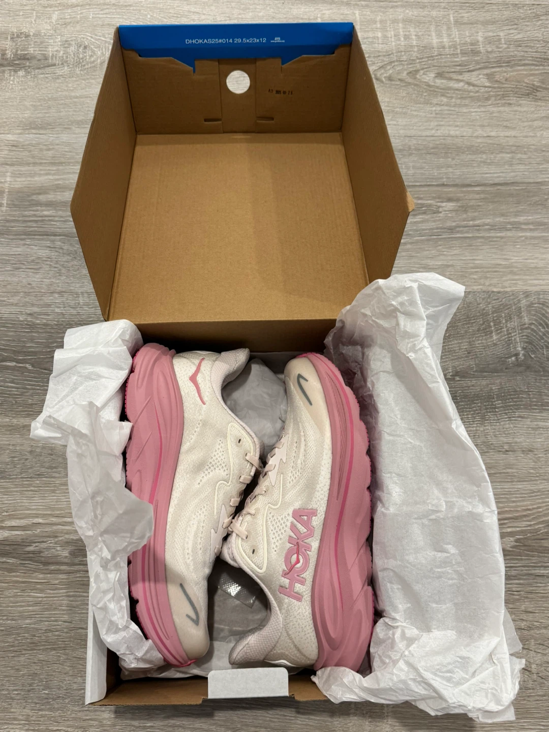 Hoka Women's Clifton - photo 3