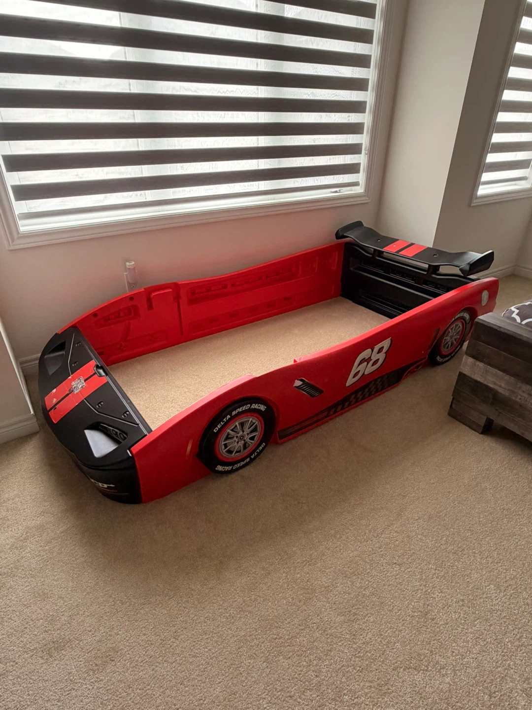 Toddler Race Car Bed - Red - photo 2