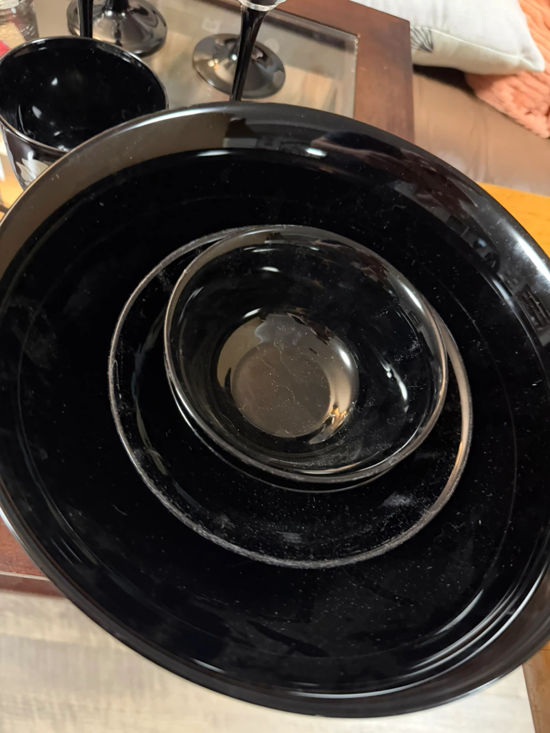 Black Serving Bowls and Cups Set with Floral Design - photo 3