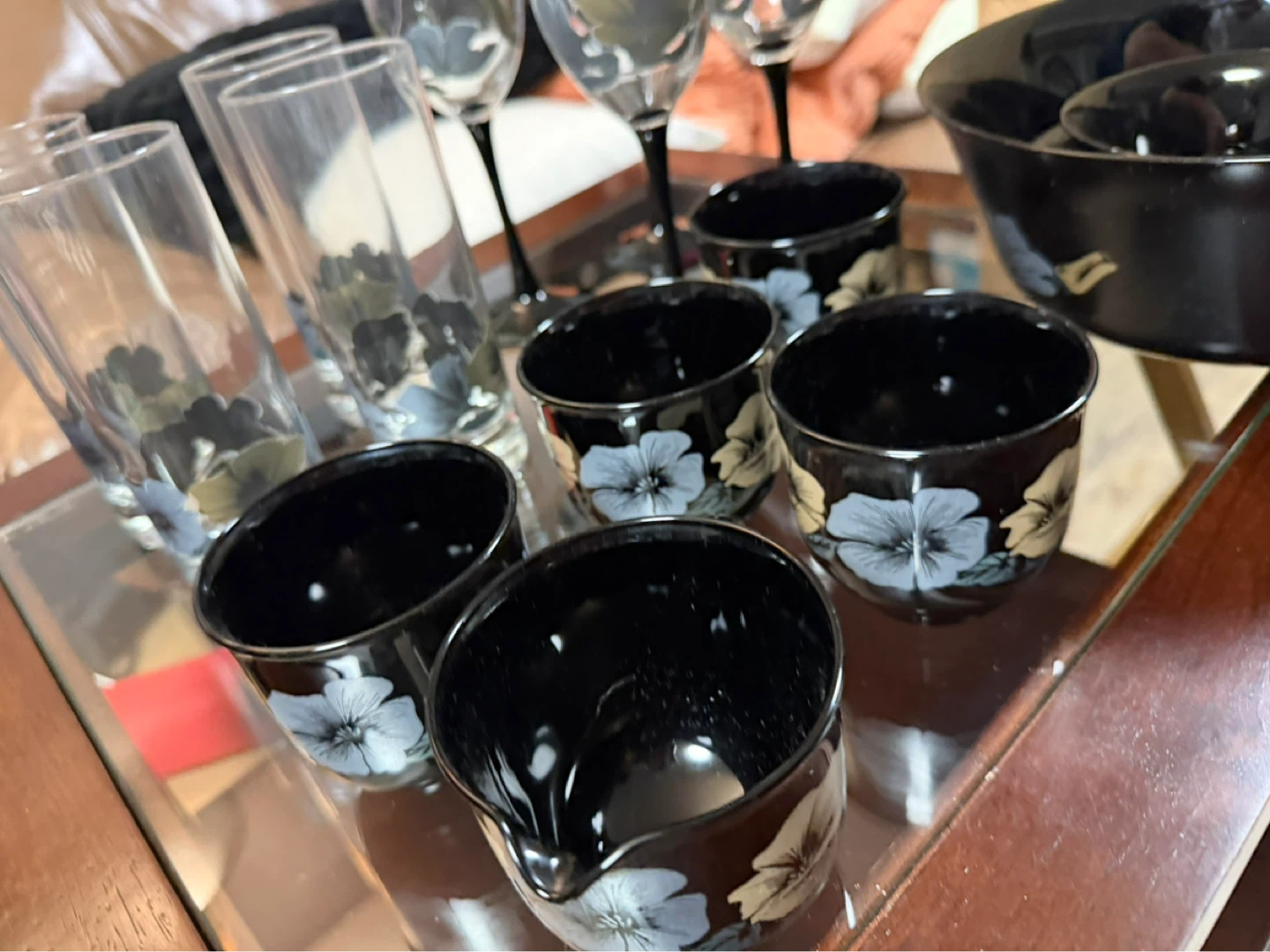 Black Serving Bowls and Cups Set with Floral Design - photo 2