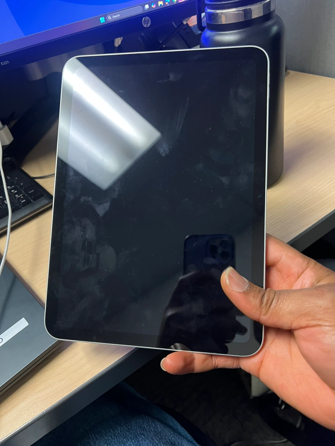 Apple iPad 10th Gen -  Silver