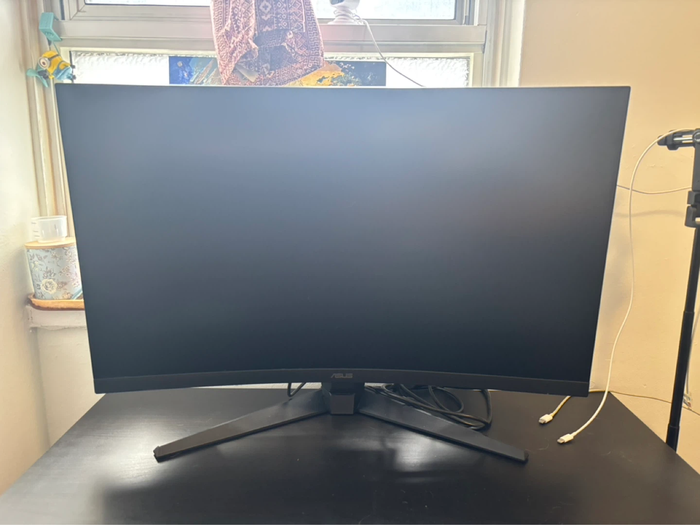 ASUS Curved Monitor