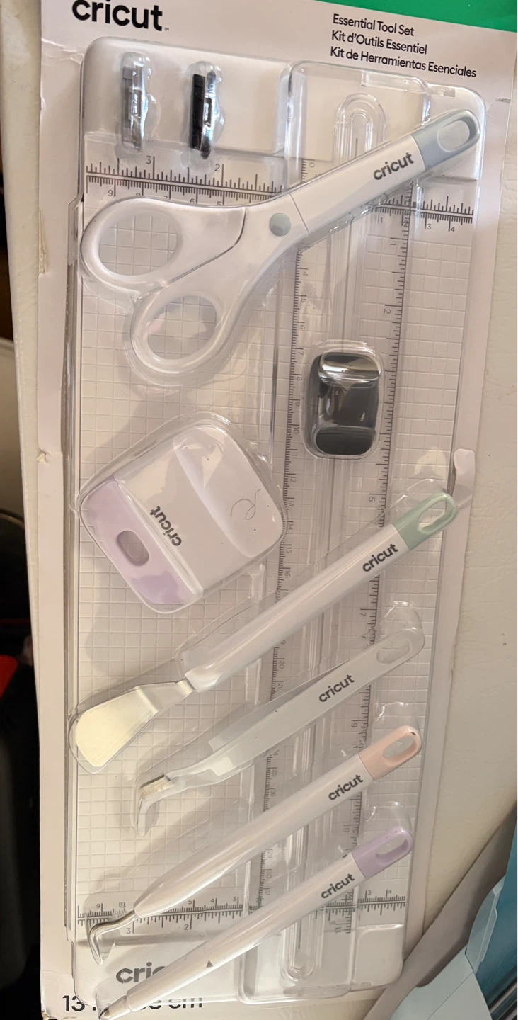 Cricut Explore 3 Cutting Machine with a Tool Sets - photo 4