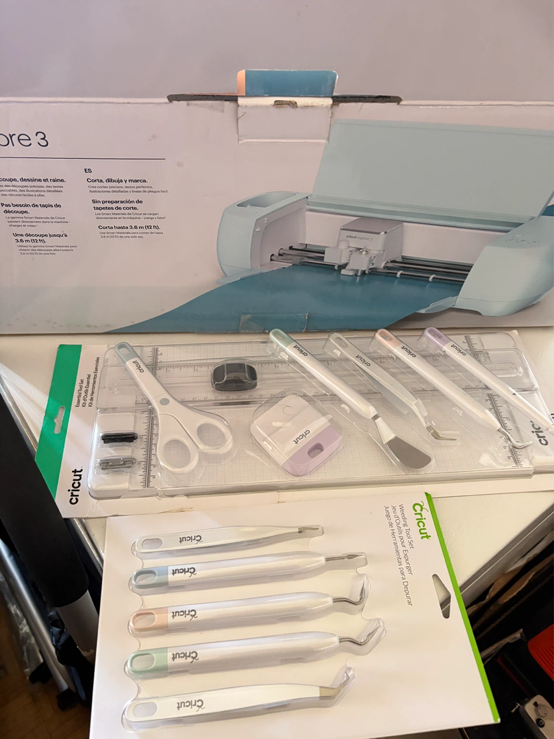 Cricut Explore 3 Cutting Machine with a Tool Sets - photo 3