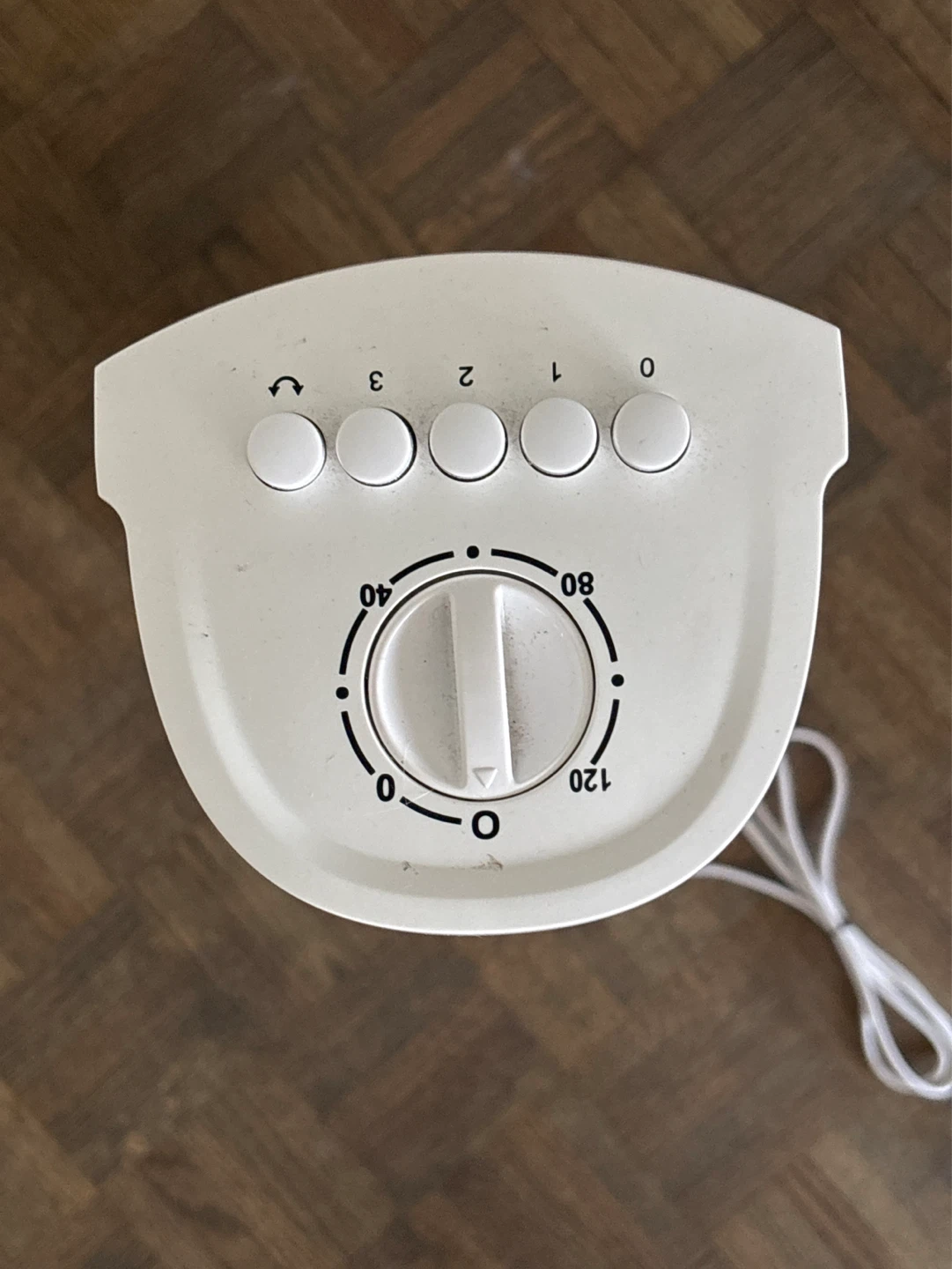 Pelonis White Oscillating Tower Fan - photo 3