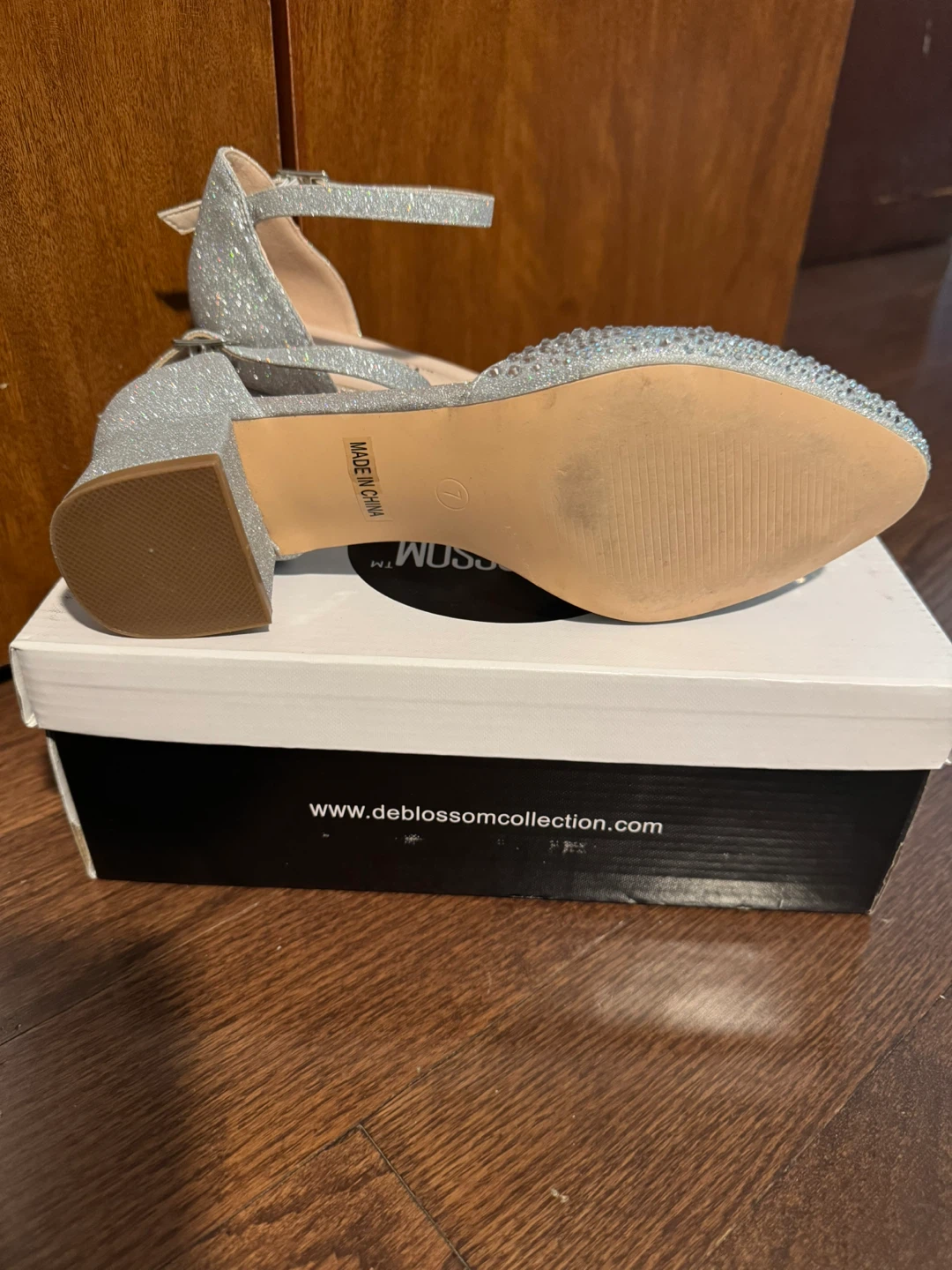 Deblossom Collection Silver Glitter Dress Shoes - photo 3